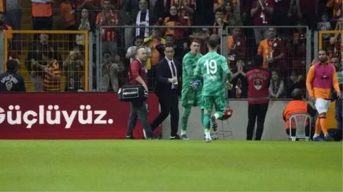 Galatasaray'da tüm keyifler kaçtı! Muslera kritik maçlarda yok