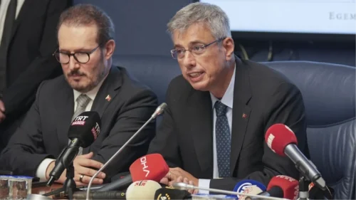 Yeni Sağlık Bakanı Memişoğlu'nun Karşılaştığı Sorunlar ve Öncelikleri